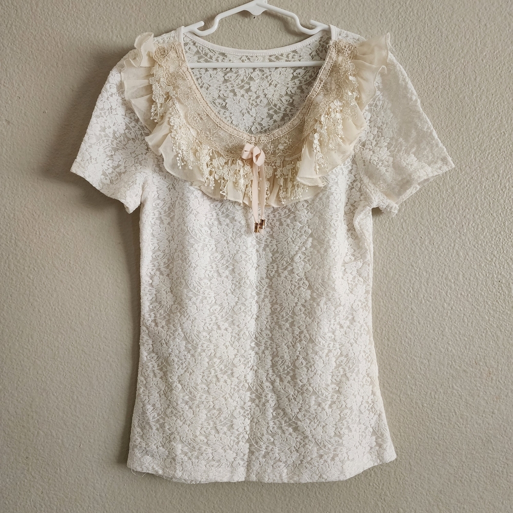Vintage White Lace Ruffle Blouse Coquette Bow & Gold Aglets Cottagecore Romantic